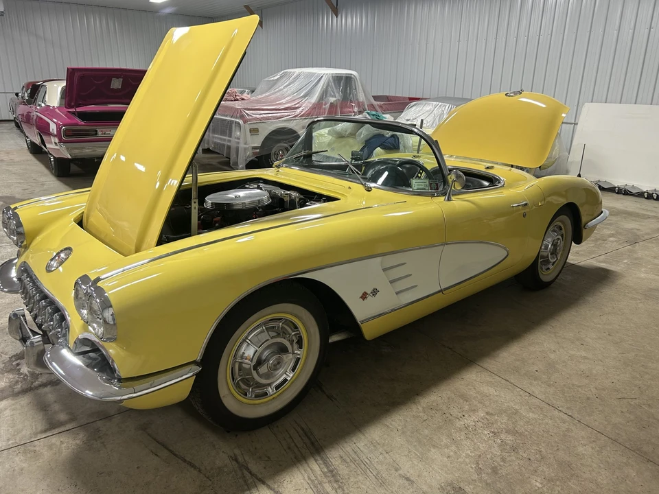 1960 Chevrolet Corvette C1 - Image 24 of 31