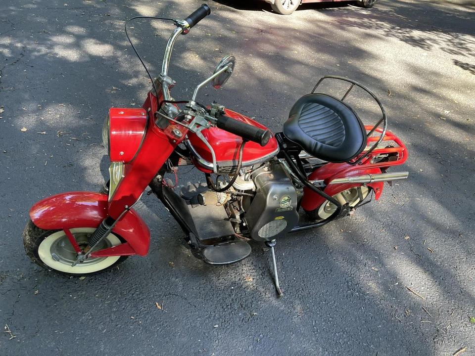 1960 Cushman Eagle - Image 2 of 27