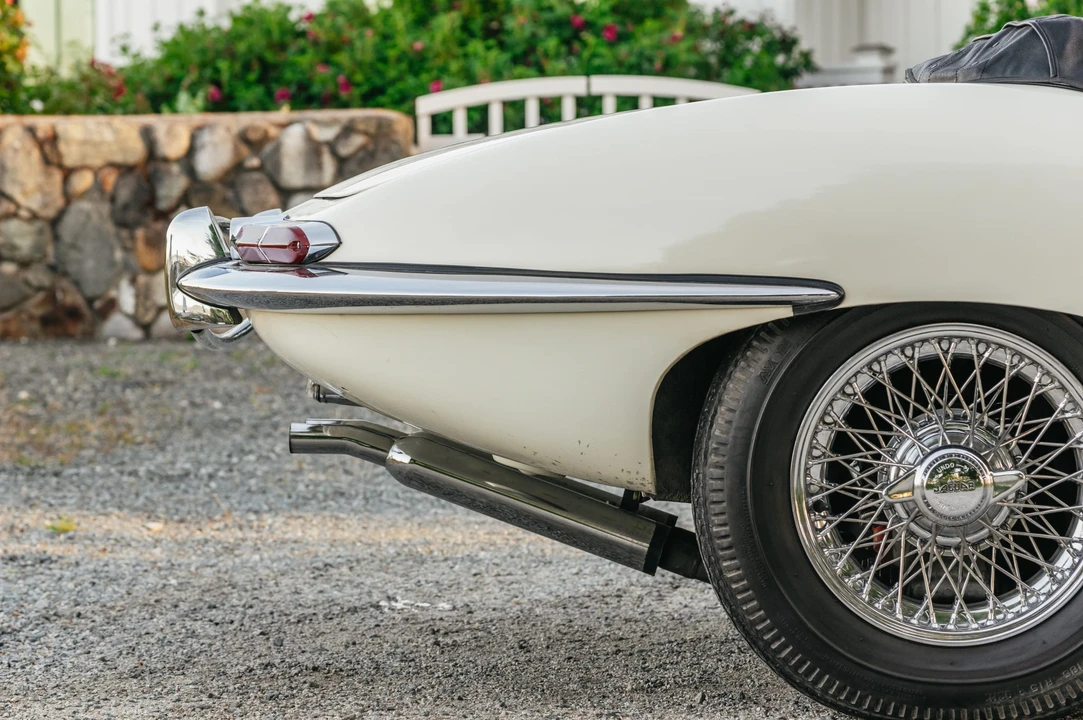 1962 Jaguar E-Type Series 1 - Image 28 of 31