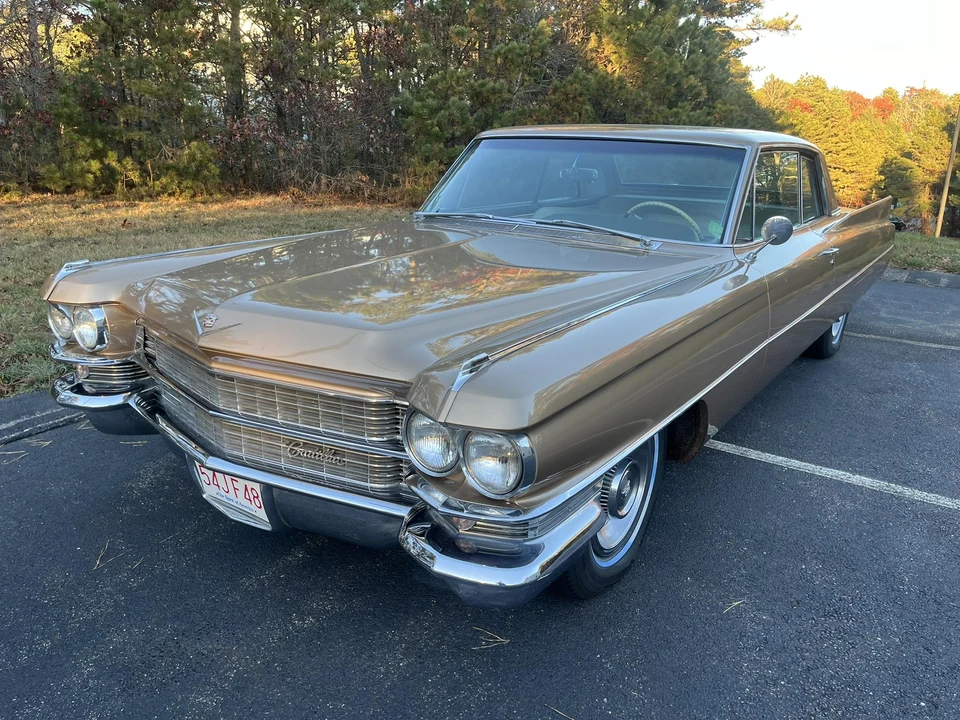 1963 Cadillac Series 62 6th Gen - Image 2 of 31