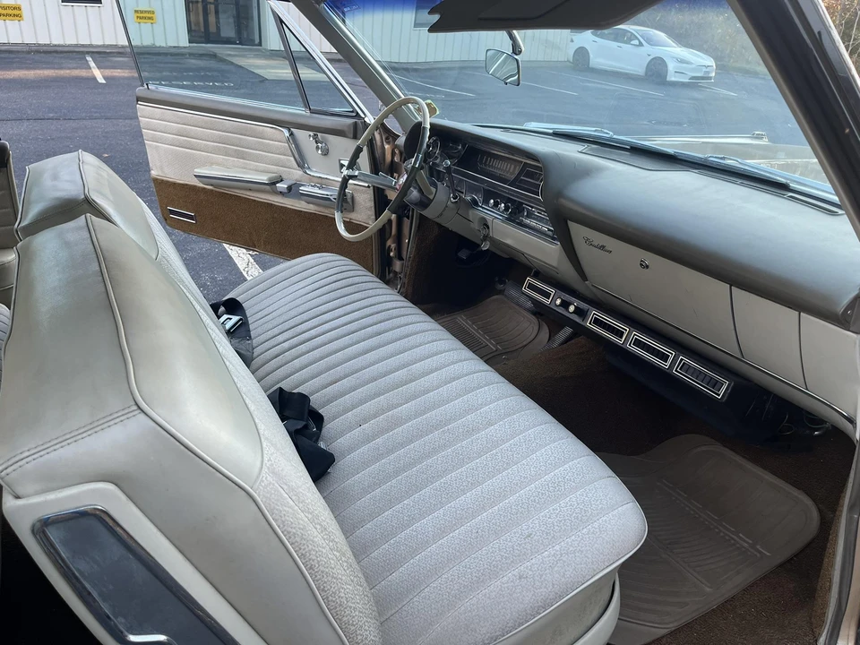 1963 Cadillac Series 62 6th Gen - Image 21 of 31