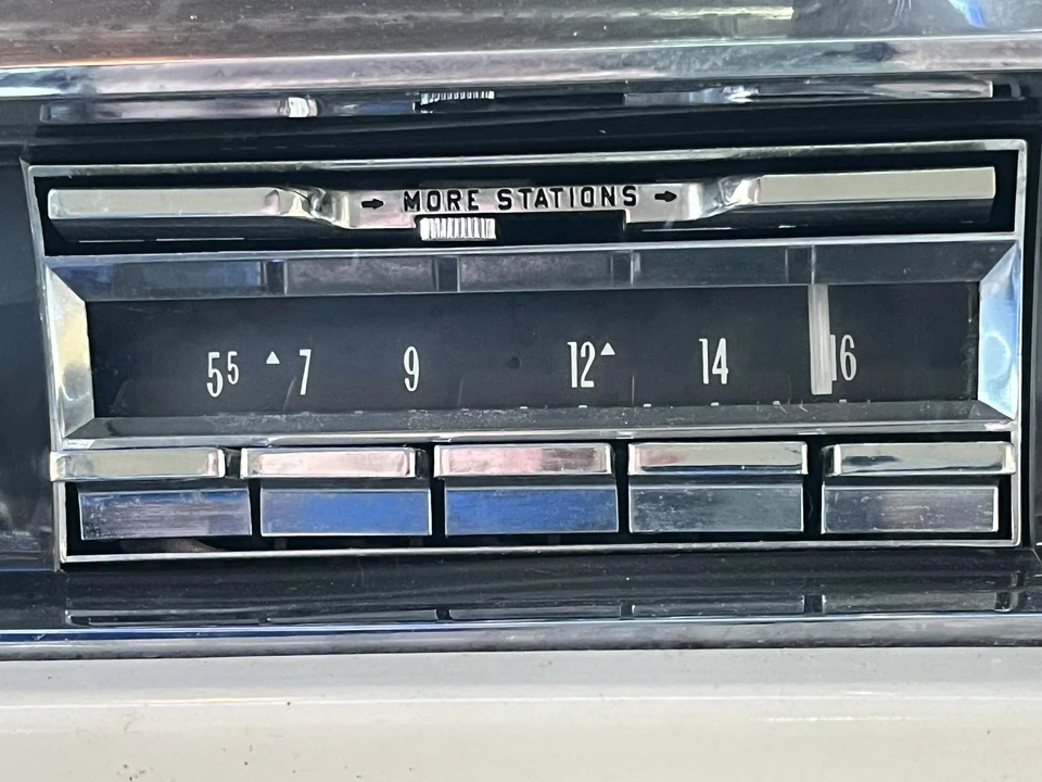 1963 Cadillac Series 62 6th Gen - Image 28 of 31