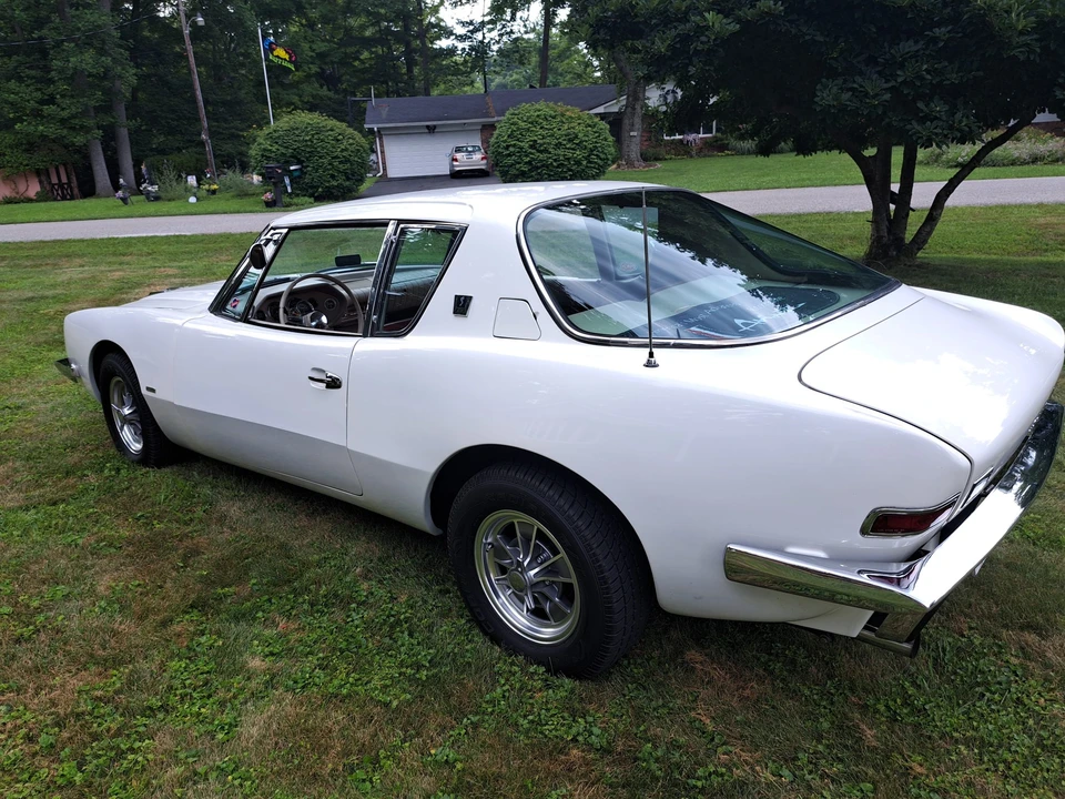 1963 Studebaker Avanti - Image 6 of 31