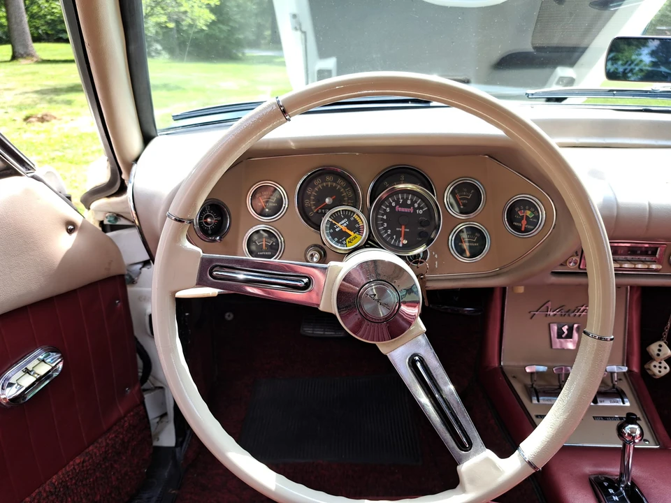 1963 Studebaker Avanti - Image 17 of 31