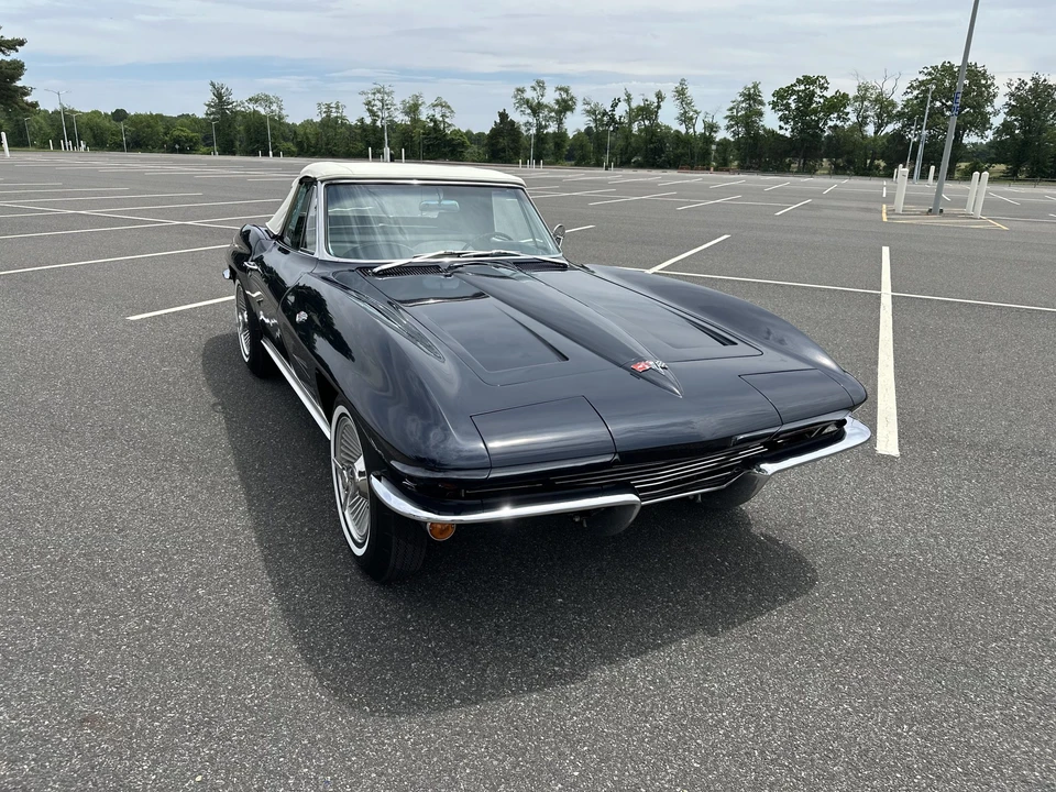 1964 Chevrolet Corvette C2 - Image 16 of 31