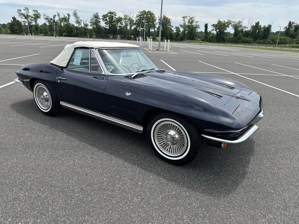1964 Chevrolet Corvette C2 - Image 19 of 31