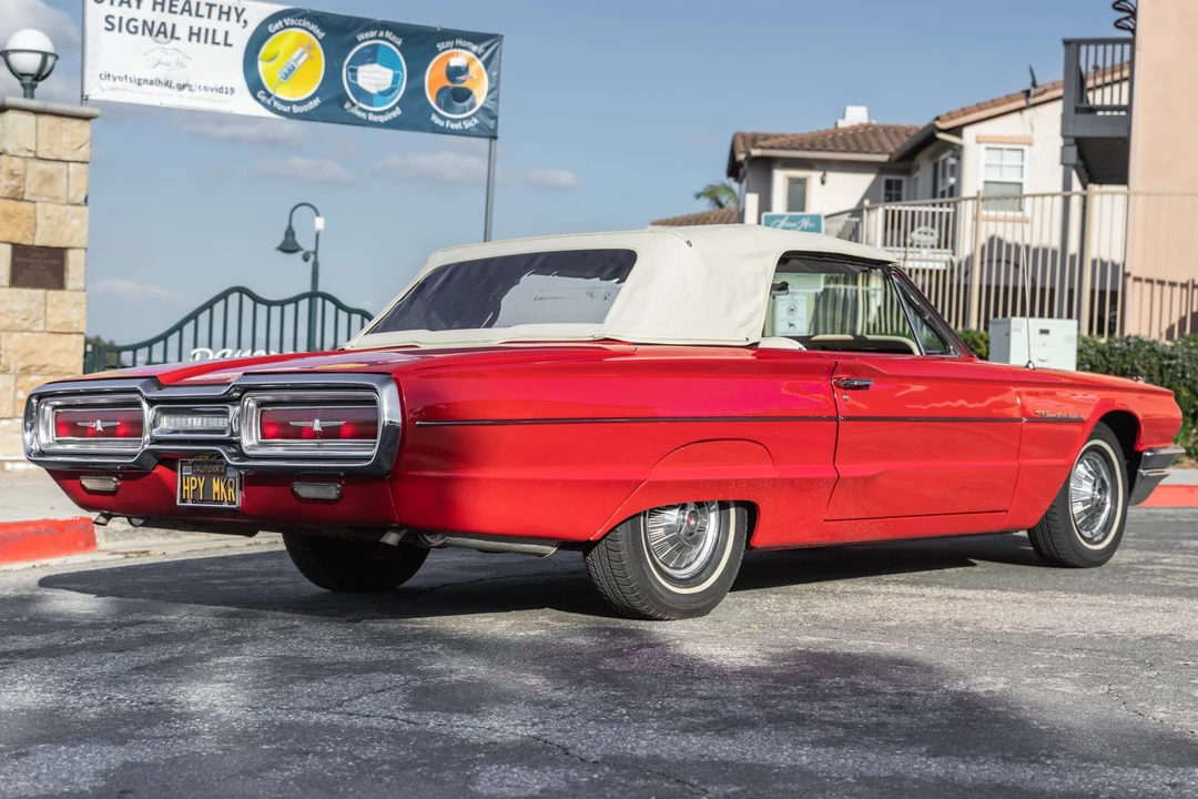 1964 Ford Thunderbird 4th Gen - Image 7 of 31