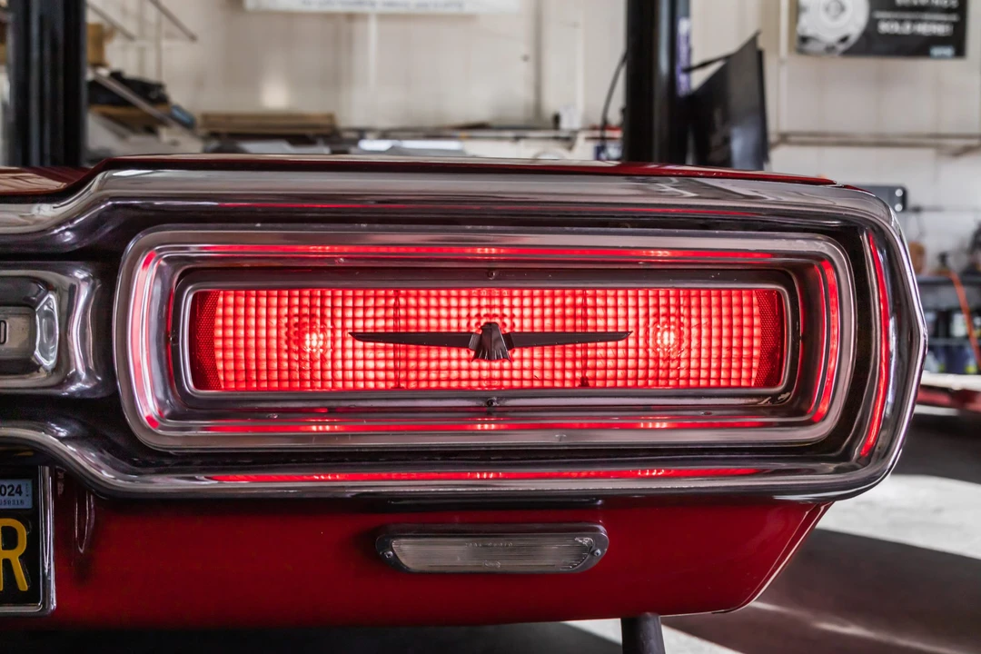 1964 Ford Thunderbird 4th Gen - Image 26 of 31