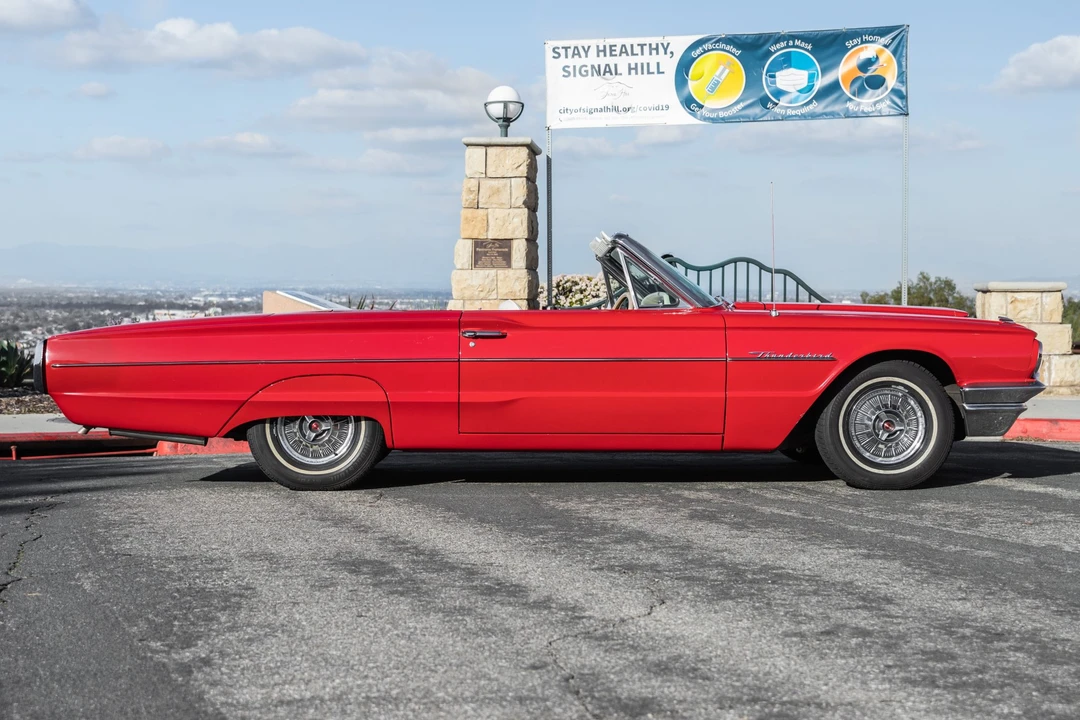 1964 Ford Thunderbird 4th Gen - Image 16 of 31