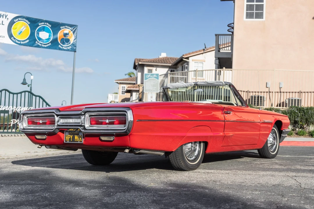 1964 Ford Thunderbird 4th Gen - Image 15 of 31
