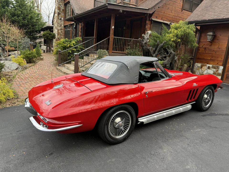 1966 Chevrolet Corvette C2 - Image 29 of 31