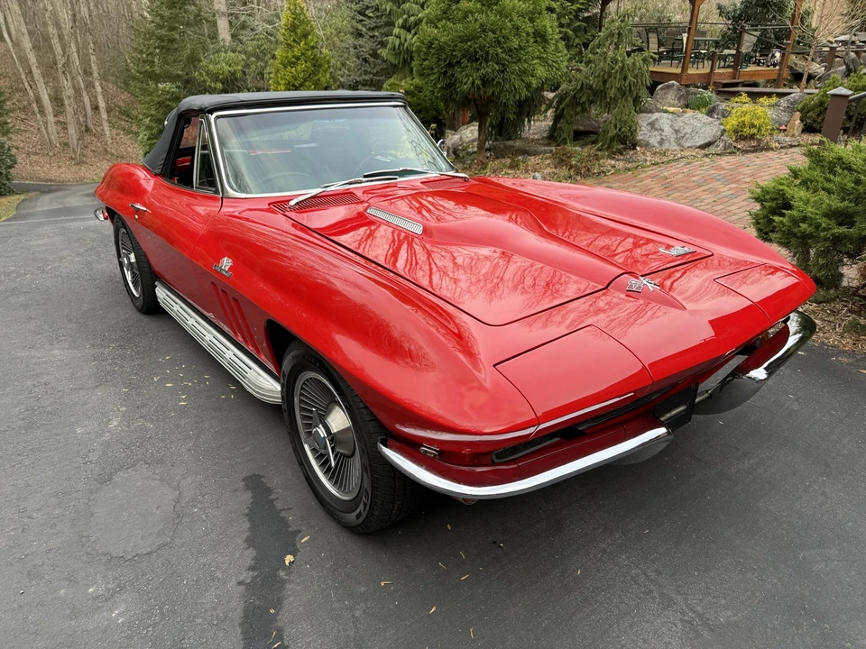 1966 Chevrolet Corvette C2 - Image 24 of 31