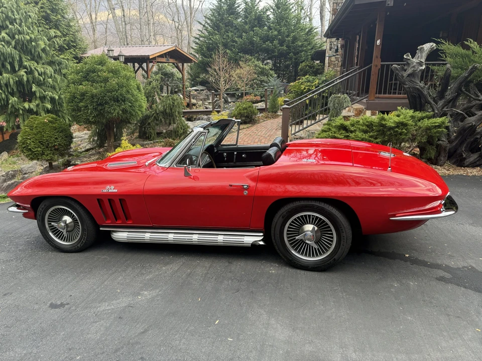 1966 Chevrolet Corvette C2 - Image 16 of 31