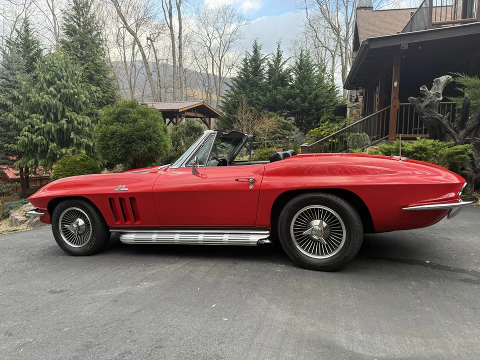 1966 Chevrolet Corvette C2 - Image 14 of 31
