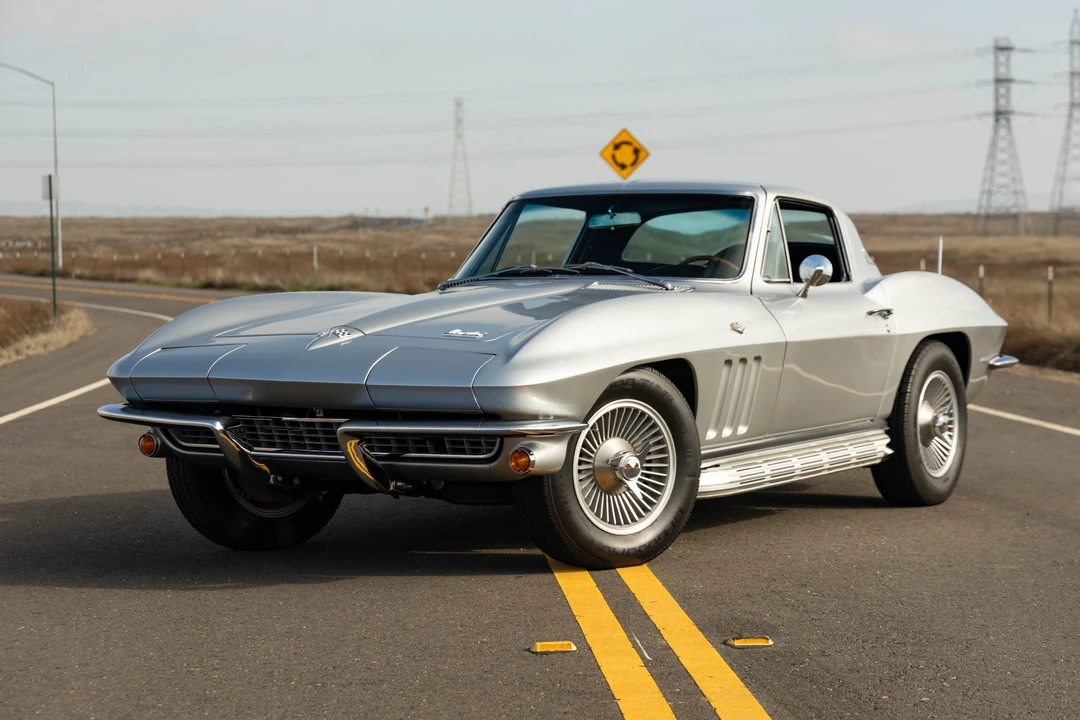 1966 Chevrolet Corvette C2 - Image 2 of 31