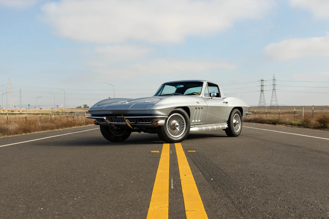 1966 Chevrolet Corvette C2 - Image 6 of 31