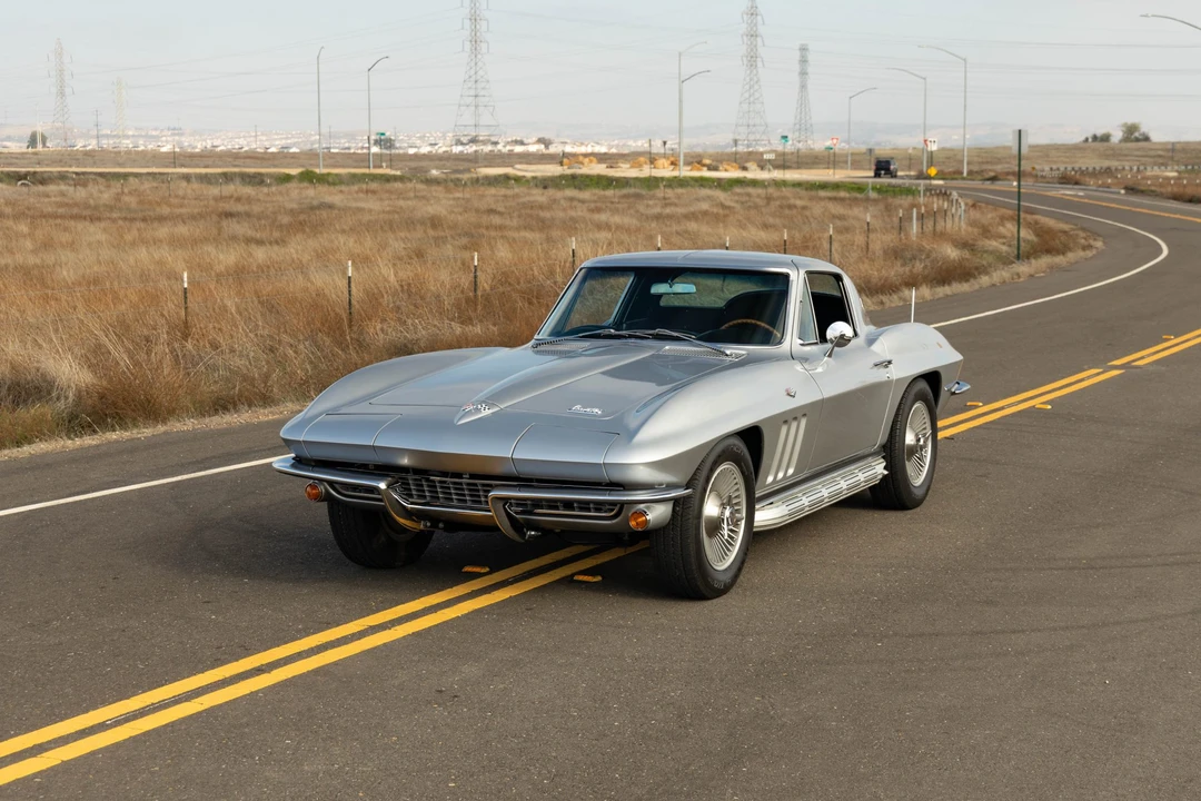 1966 Chevrolet Corvette C2 - Image 8 of 31