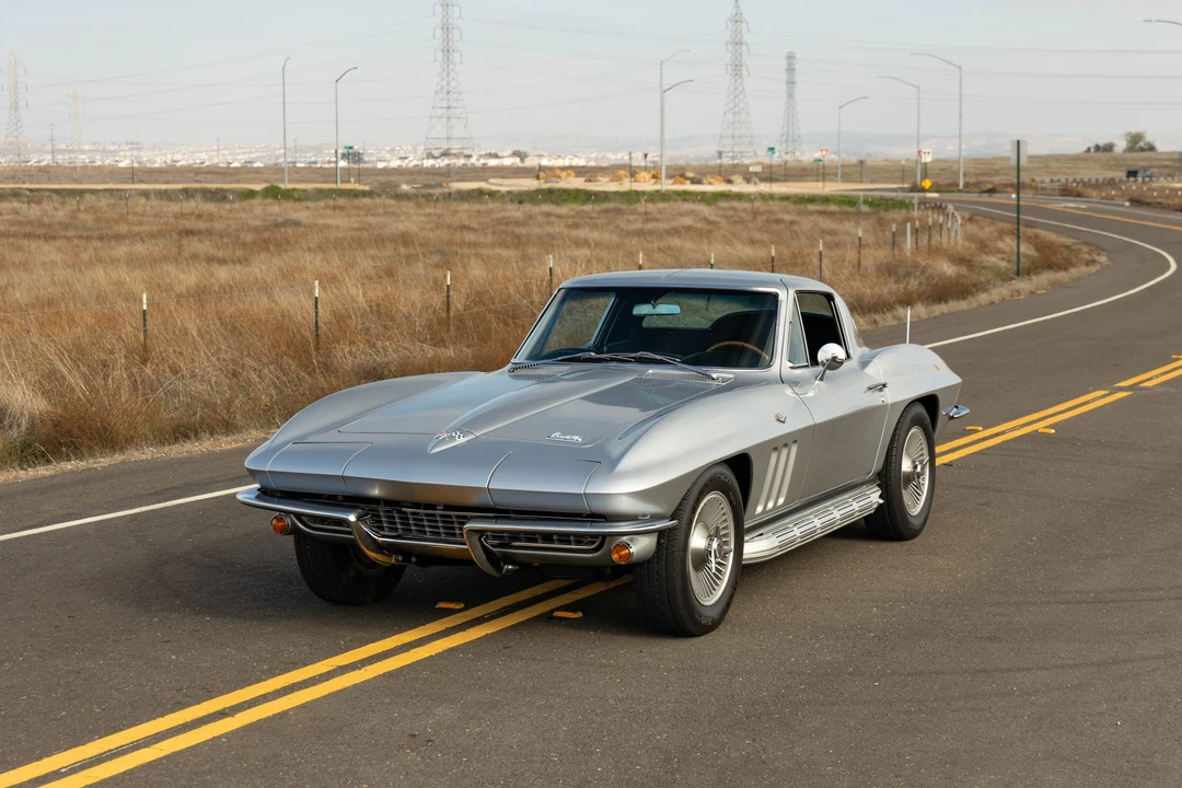 1966 Chevrolet Corvette C2 - Image 9 of 31