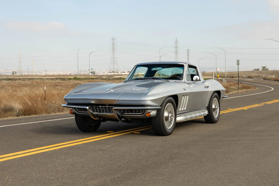 1966 Chevrolet Corvette C2 - Image 10 of 31