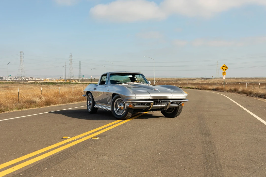 1966 Chevrolet Corvette C2 - Image 29 of 31