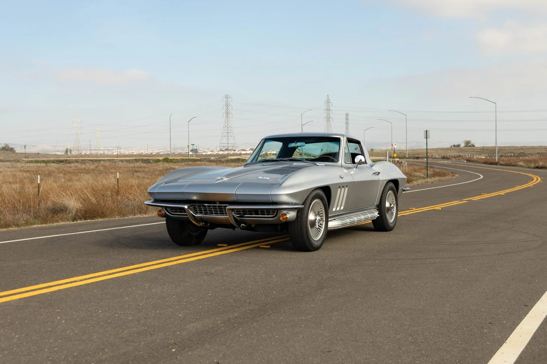 1966 Chevrolet Corvette C2 - Image 14 of 31