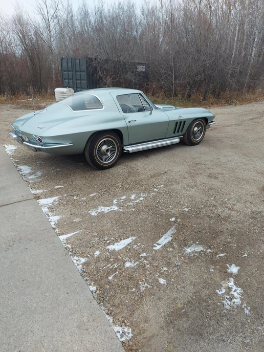 1966 Chevrolet Corvette C2 - Image 8 of 31