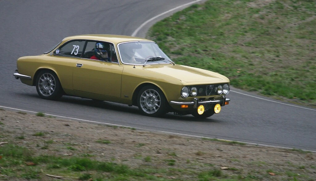 1974 Alfa Romeo 2000 GT Veloce - Image 18 of 31