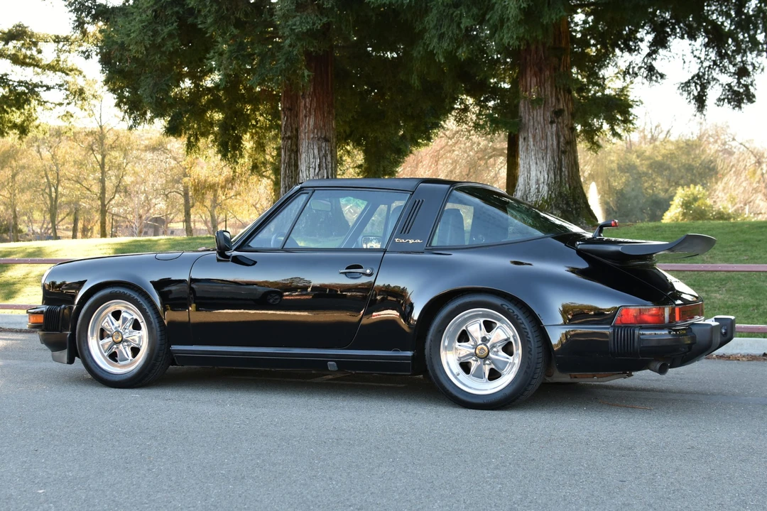 1985 Porsche 911 Carrera 3.2 - Image 21 of 31