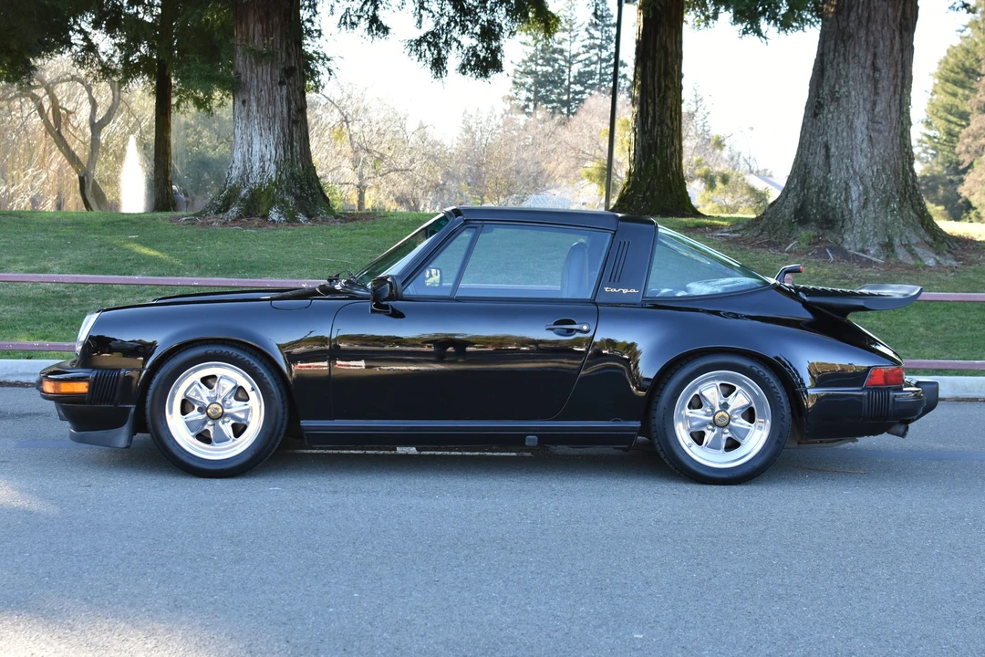 1985 Porsche 911 Carrera 3.2 - Image 20 of 31