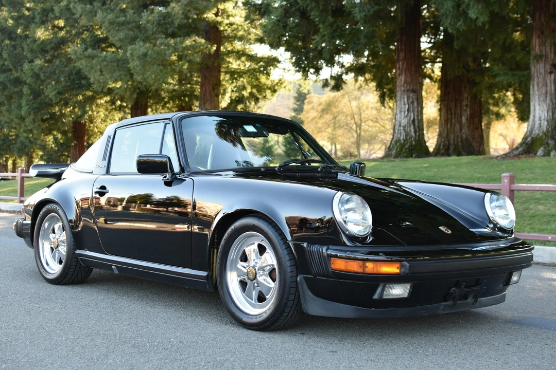 1985 Porsche 911 Carrera 3.2 - Image 13 of 31