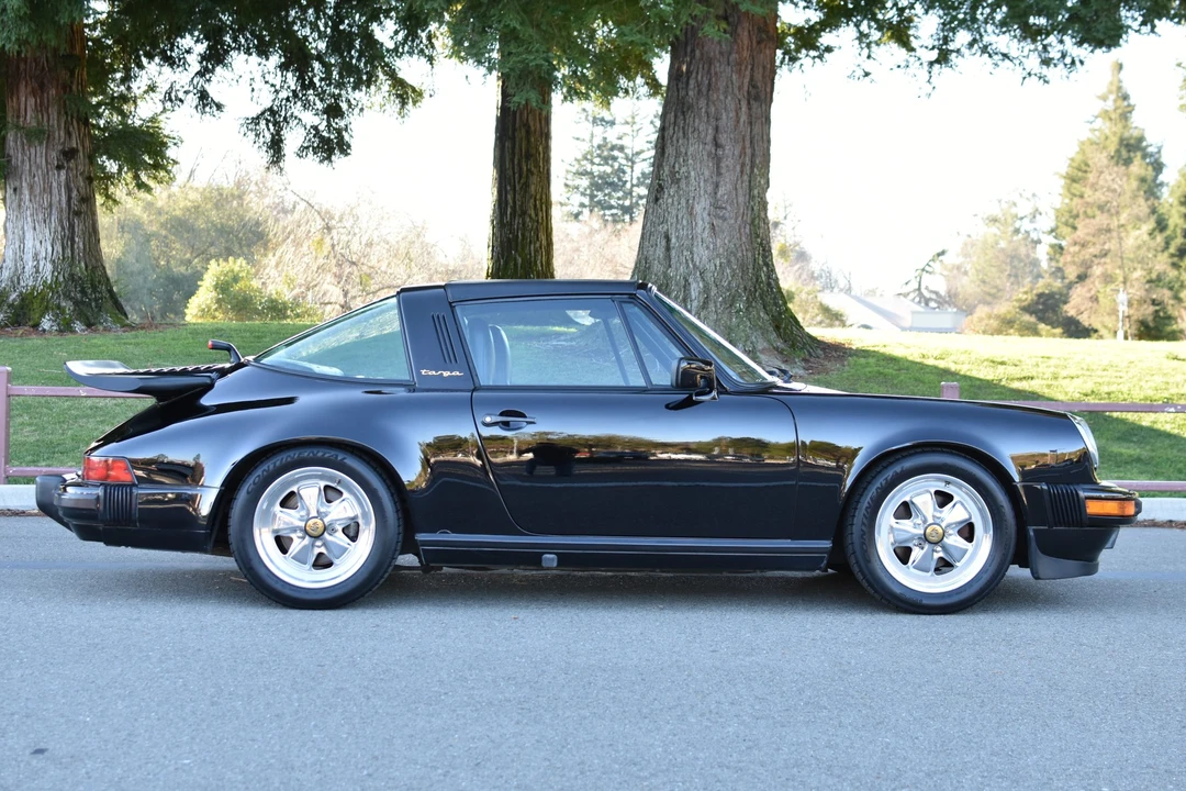 1985 Porsche 911 Carrera 3.2 - Image 29 of 31