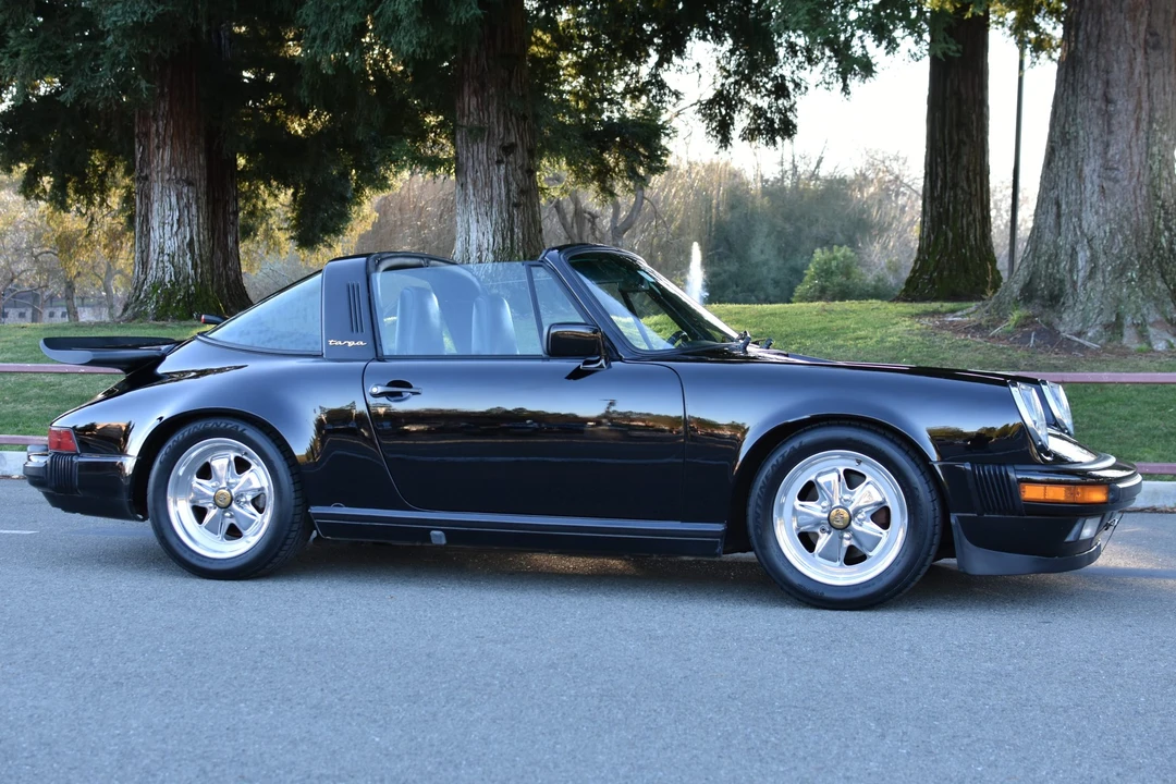 1985 Porsche 911 Carrera 3.2 - Image 11 of 31
