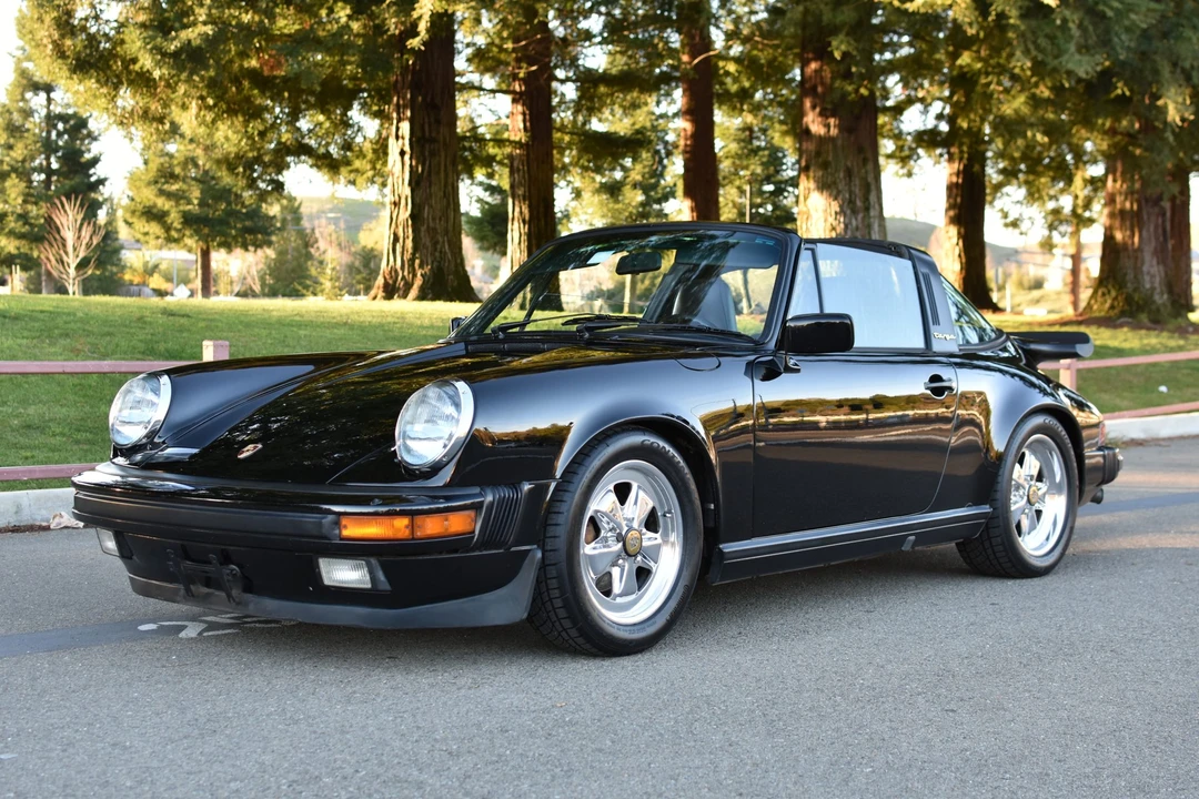 1985 Porsche 911 Carrera 3.2 - Image 3 of 31