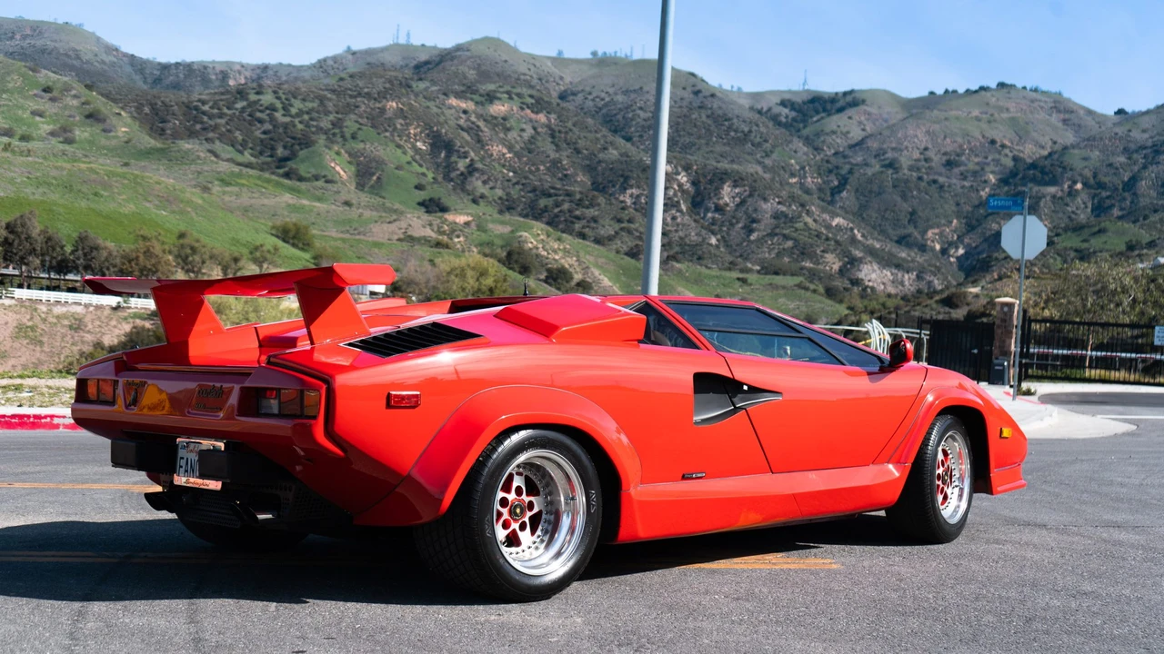 1986 Lamborghini Countach LP5000 Quattrovalvole - Image 12 of 31