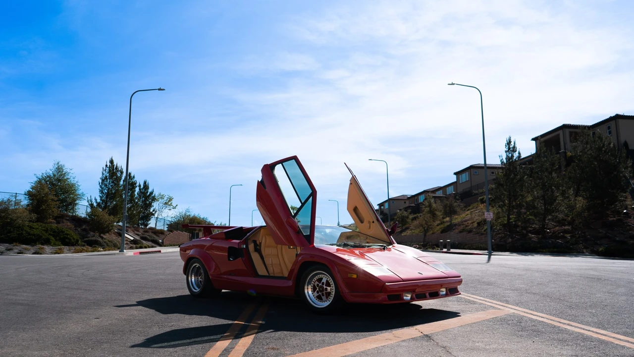 1986 Lamborghini Countach LP5000 Quattrovalvole - Image 31 of 31