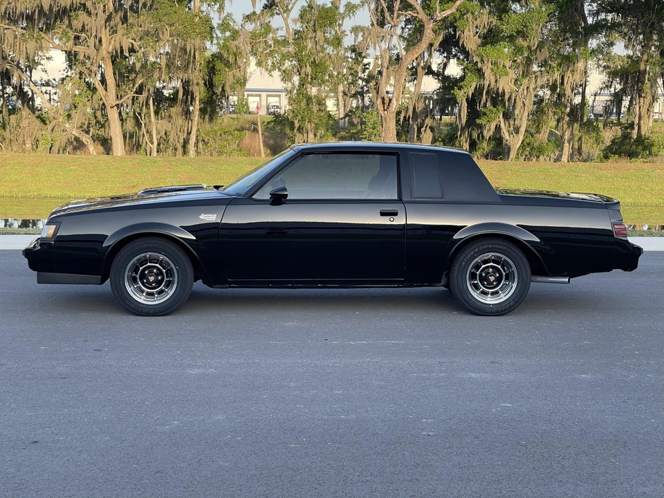 1987 Buick Grand National - Image 30 of 31