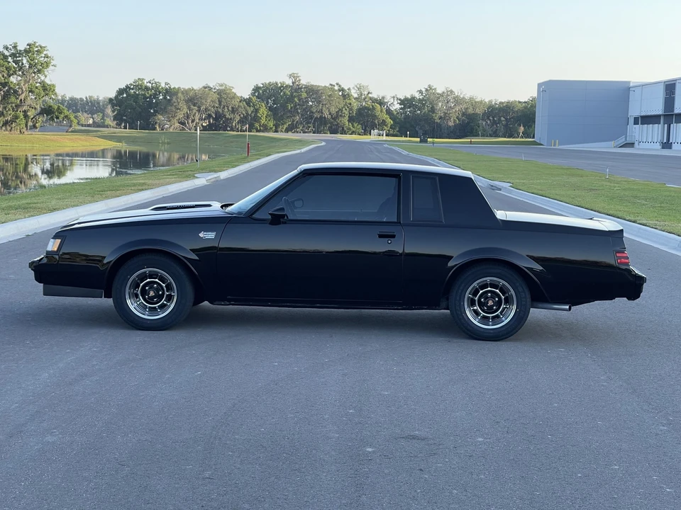 1987 Buick Grand National - Image 29 of 31