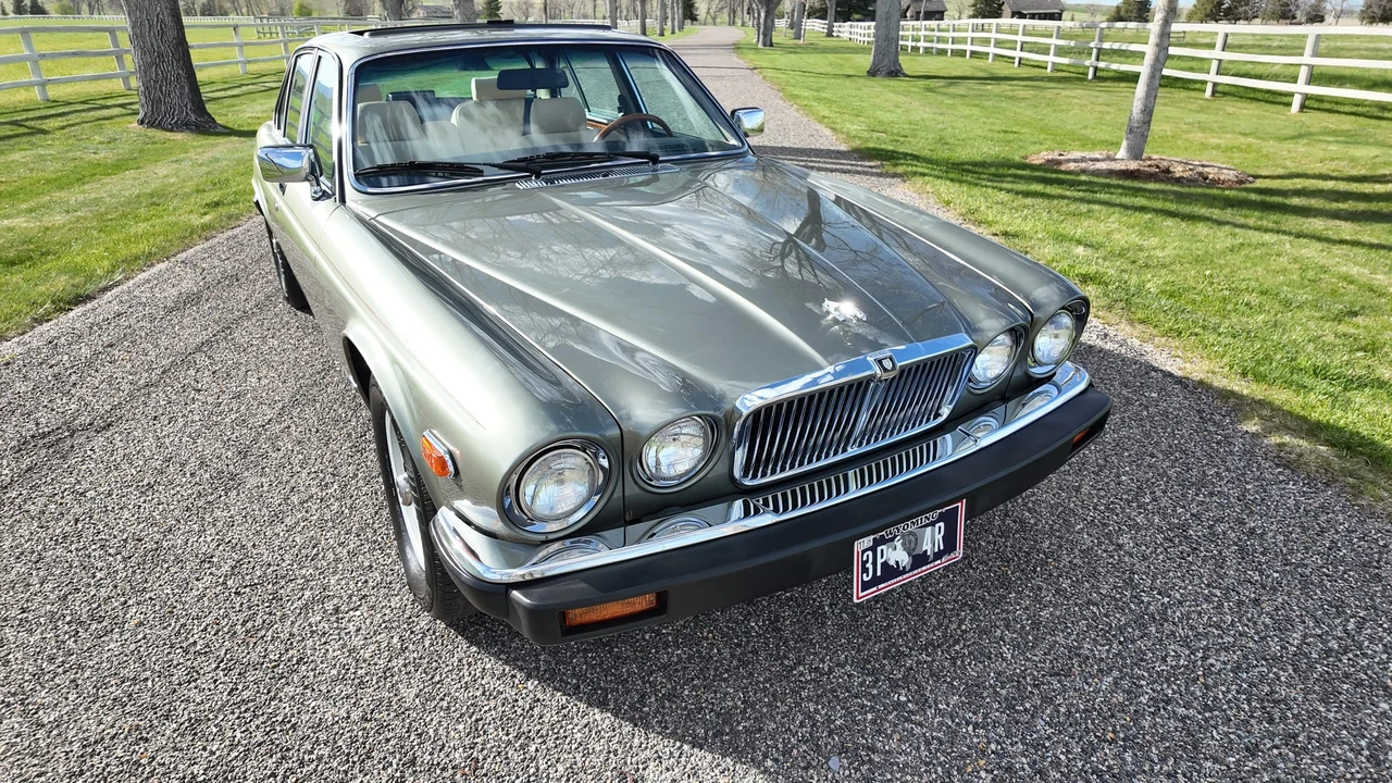 1987 Jaguar XJ Series 3 - Image 24 of 31