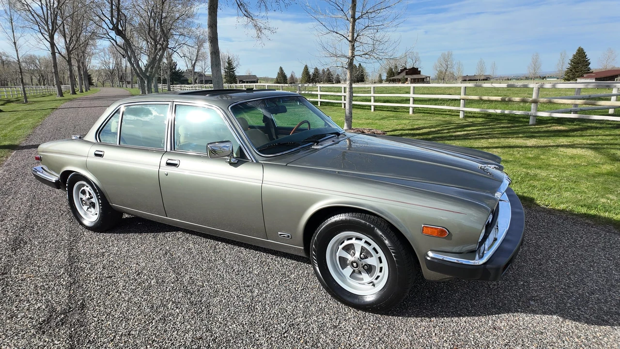 1987 Jaguar XJ Series 3 - Image 19 of 31