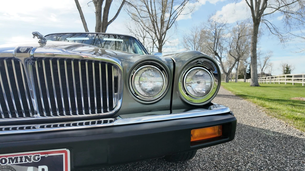 1987 Jaguar XJ Series 3 - Image 29 of 31