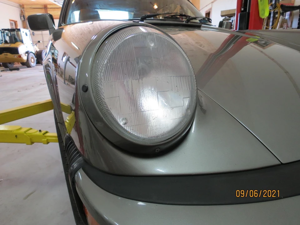 1987 Porsche 911 Carrera 3.2 - Image 30 of 31