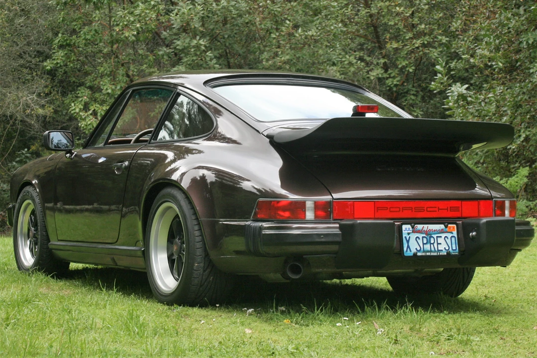 1987 Porsche 911 Carrera 3.2 - Image 9 of 31