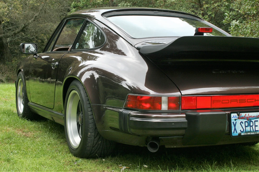 1987 Porsche 911 Carrera 3.2 - Image 27 of 31