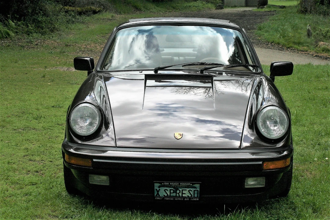 1987 Porsche 911 Carrera 3.2 - Image 4 of 31