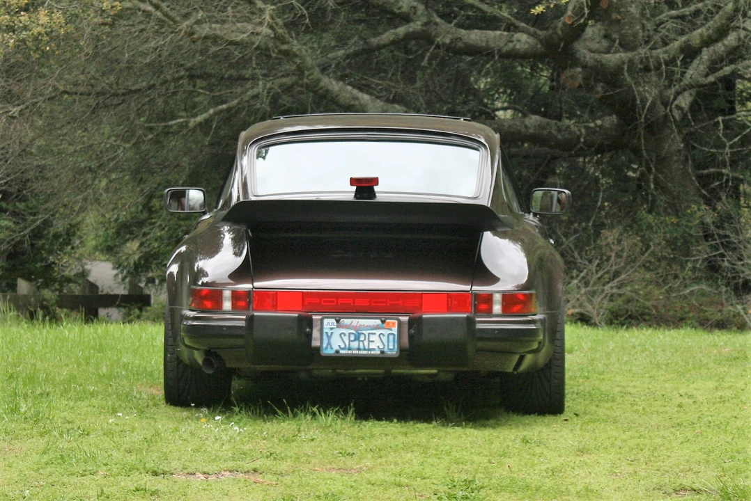 1987 Porsche 911 Carrera 3.2 - Image 12 of 31