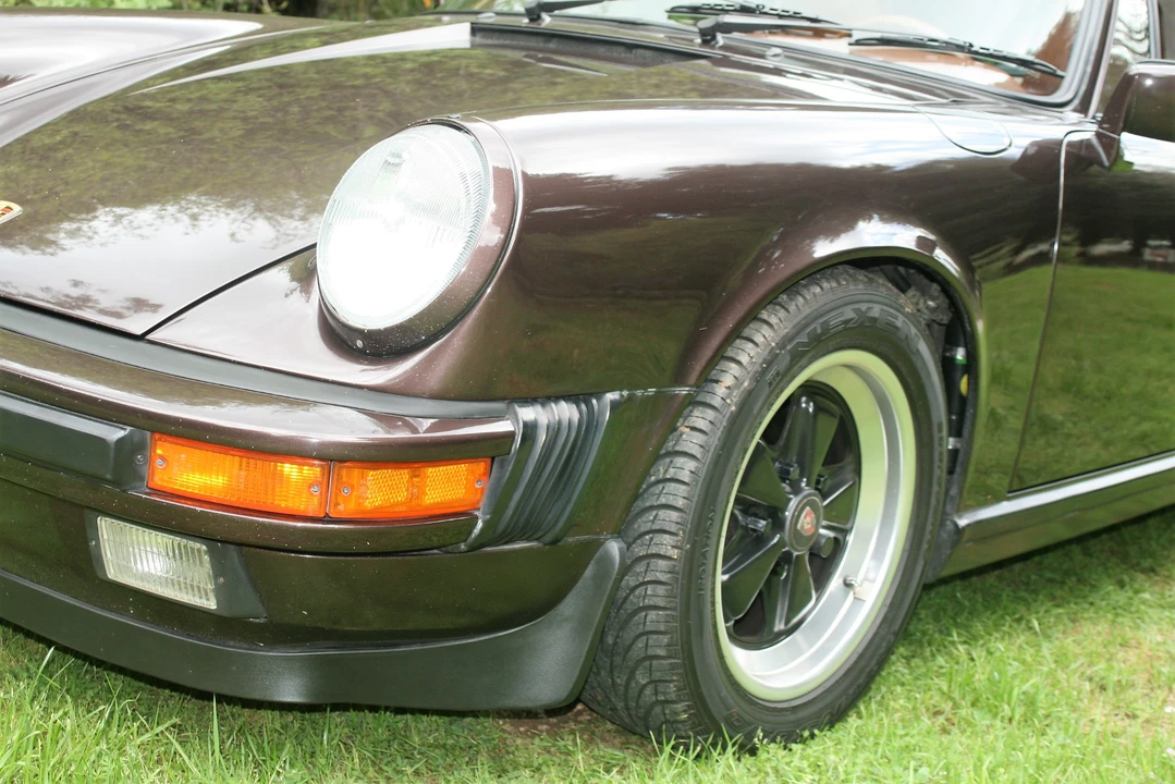 1987 Porsche 911 Carrera 3.2 - Image 26 of 31