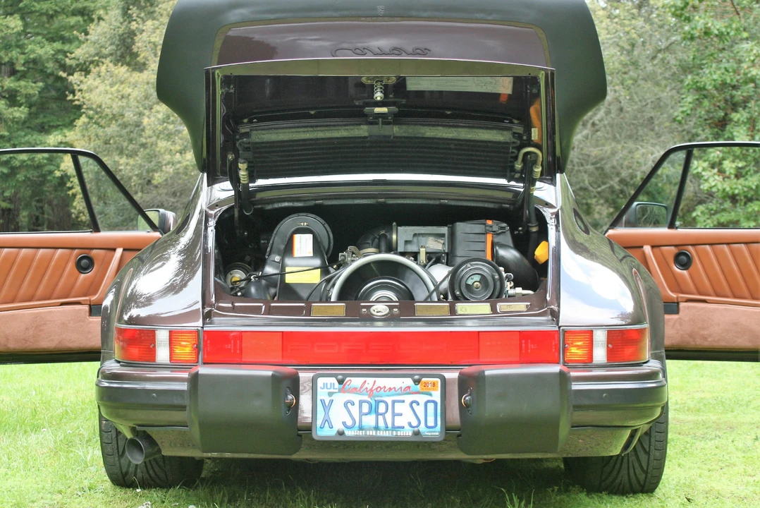 1987 Porsche 911 Carrera 3.2 - Image 18 of 31