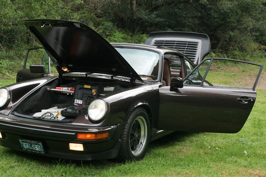 1987 Porsche 911 Carrera 3.2 - Image 22 of 31