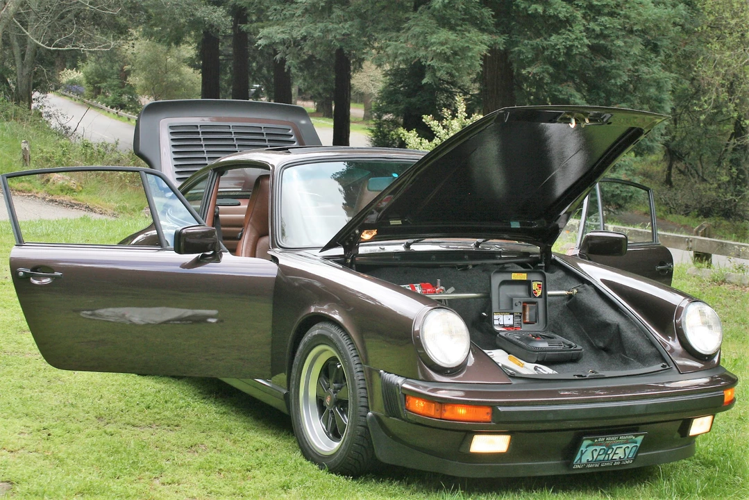 1987 Porsche 911 Carrera 3.2 - Image 23 of 31