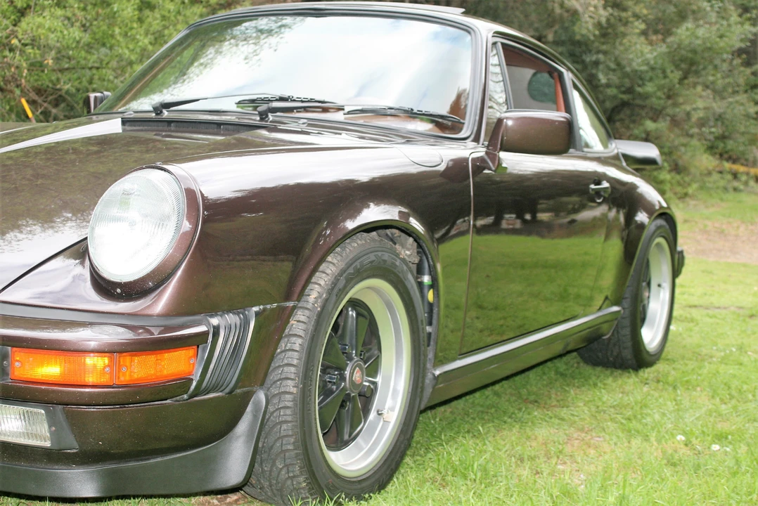 1987 Porsche 911 Carrera 3.2 - Image 25 of 31